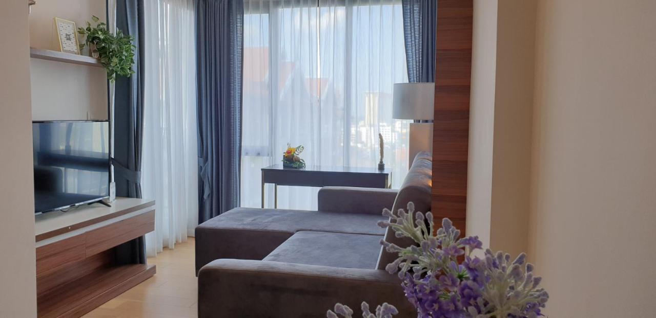 The Astra Chiang Mai Family Room Exterior foto